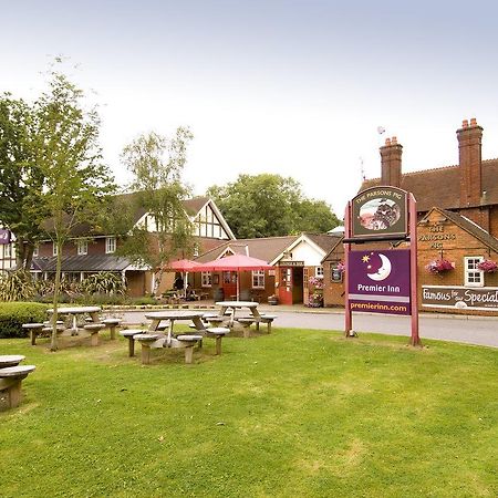 Premier Inn London Gatwick Airport East Crawley  Eksteriør bilde