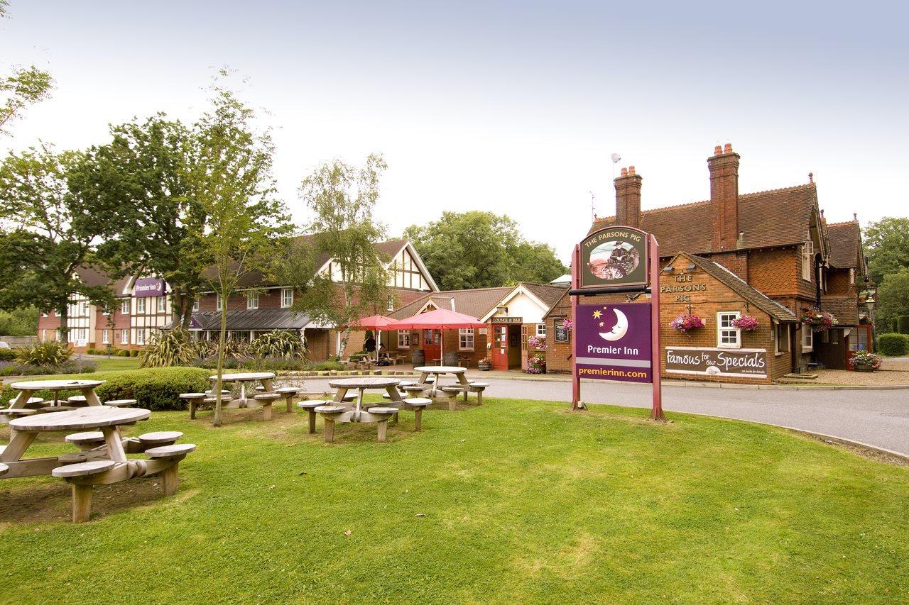 Premier Inn London Gatwick Airport East Crawley  Eksteriør bilde