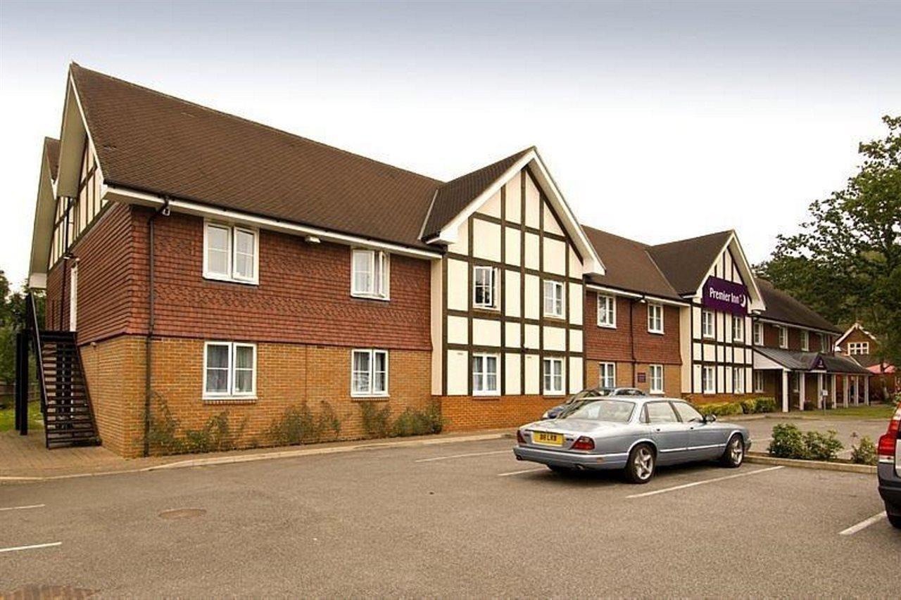 Premier Inn London Gatwick Airport East Crawley  Eksteriør bilde