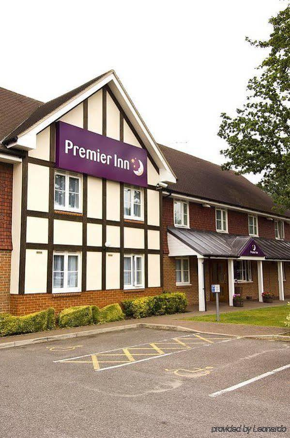 Premier Inn London Gatwick Airport East Crawley  Eksteriør bilde