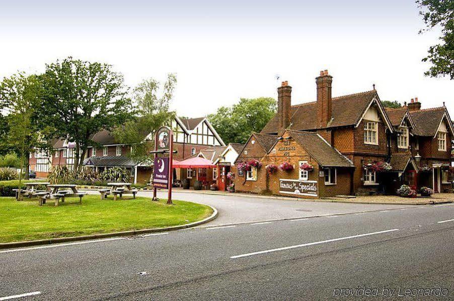 Premier Inn London Gatwick Airport East Crawley  Eksteriør bilde